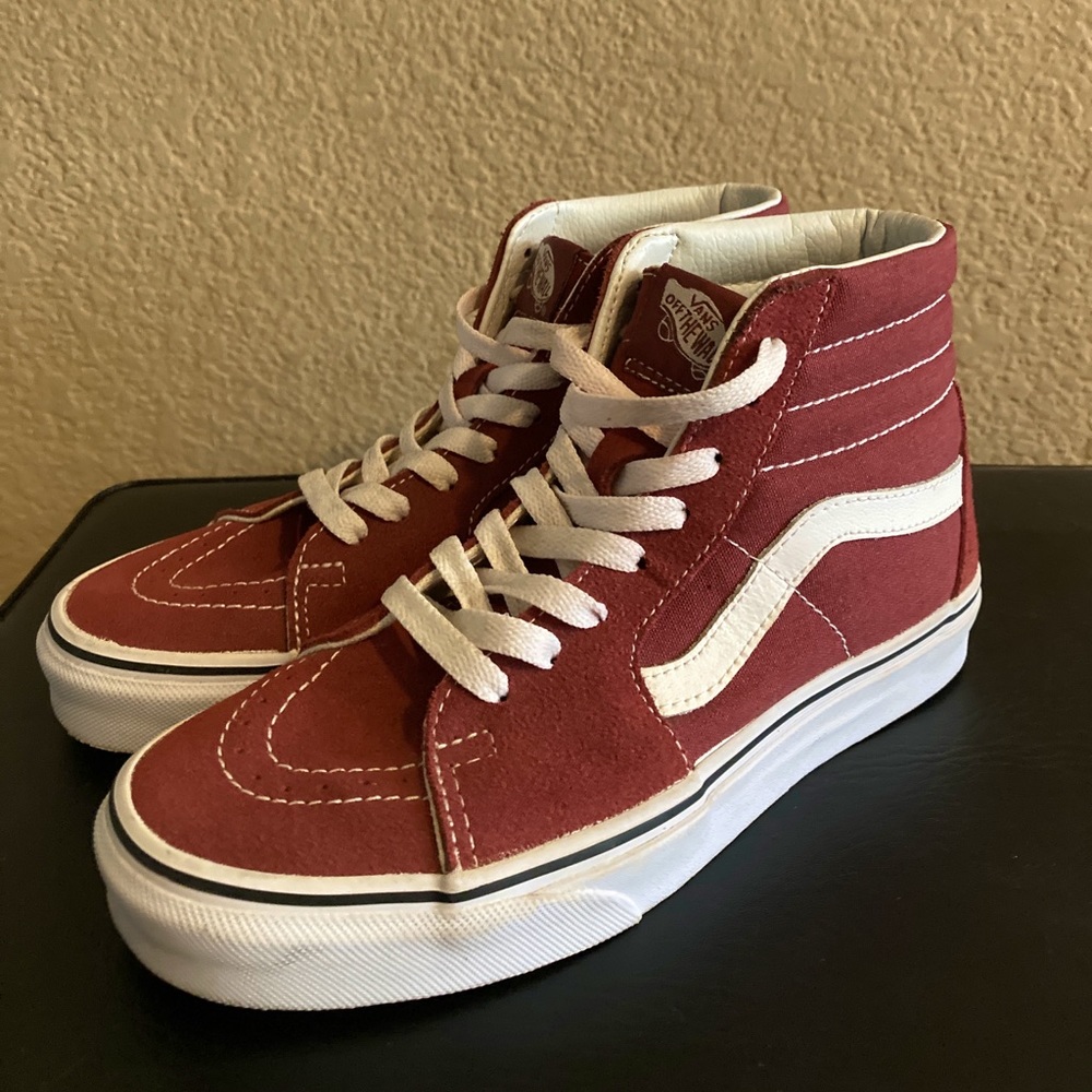 Sk8-Hi Vans